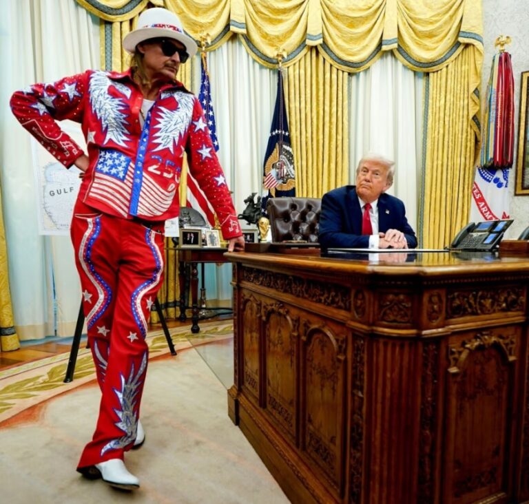 Trump Signs Executive Order On Concert Tickets
