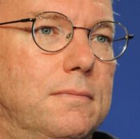Eric Schmidt: AI Will Rival The Smartest Artists In a Few Years