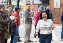 300 Customers Form Human Chain To Move Beloved Book Store