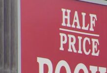 Texas Proposes Law To Punich Bookstores For Selling “Unsafe” Books