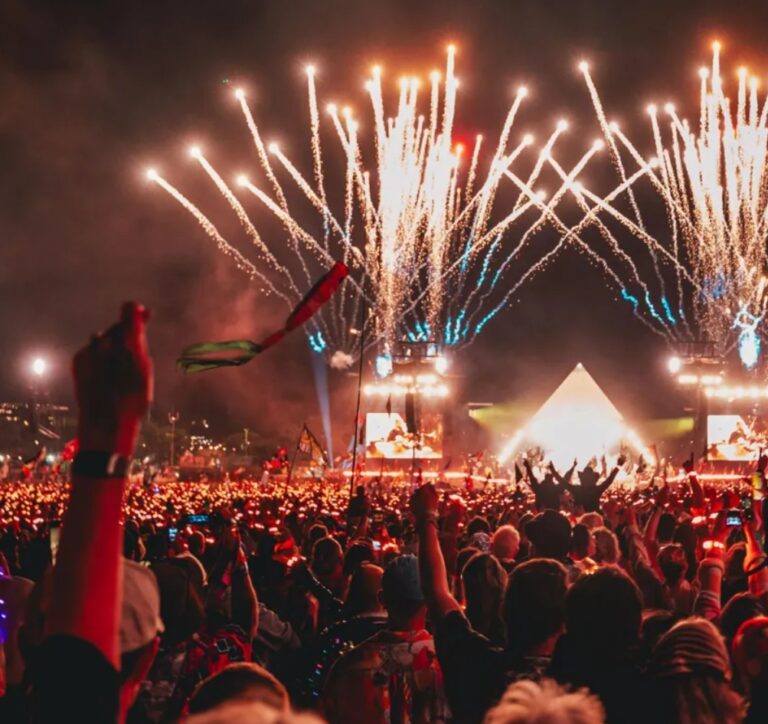 Glastonbury Festival Sells Out In 20 Minutes