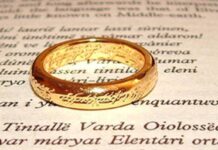 Fantasy Versus SciFi: Where The Politics Align