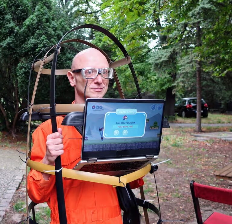 The Berlin Man Who’s Made Gallery Crashing A Performance Art