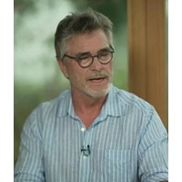Tom Bodett’s Commercials For Motel 6 Are Legends. Now He’s Suing To Get Paid For Making Them.