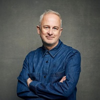 Almeida Theatre, London’s Pint-Sized Powerhouse, Appoints Dominic Cooke Artistic Director
