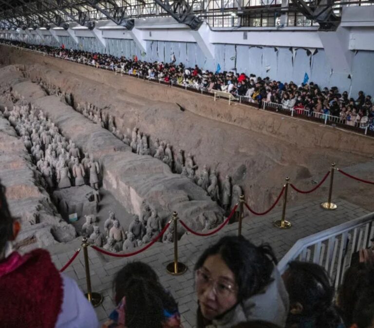 Tourist Jumps Fence, Damages Terracotta Warriors In Xian