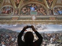 The Last Of The Vatican’s Raphael Rooms Has Now Been Restored