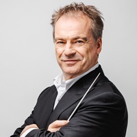 Barcelona’s Opera House Names Jonathan Nott Its Next Music Director