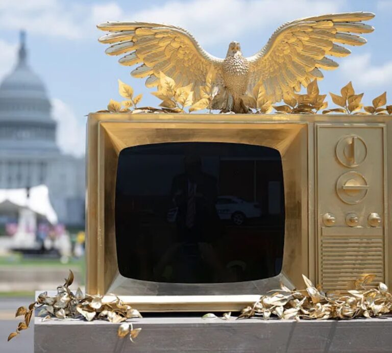 Dissident Art: A Dancing Trump On The National Mall