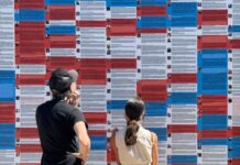 The Art Of Protesting Amnesty For The Jan. 6 Insurrectionists