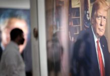 Trump Widens His Attack On Museums