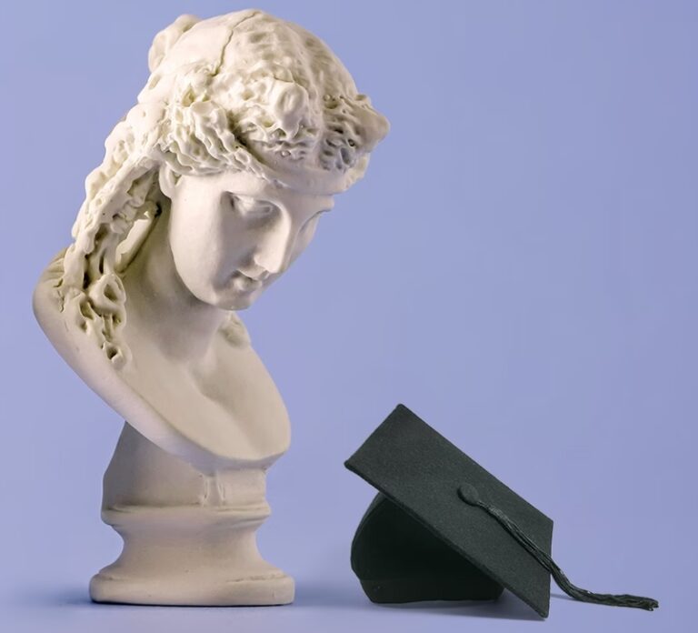 Why Is The University Of Chicago Taking A Step Back From Humanities?