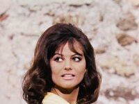 Claudia Cardinale, Glamorous Movie Star Of The 1960s And ‘70s, Is Dead At 87