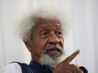 Nobel-Winning Writer Wole Soyinka Says He’s Been Banned From The US