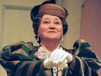 Actress Patricia Routledge, British Sitcom Icon, Is Dead At 96