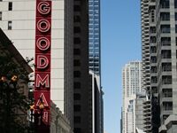 Foot Traffic In Downtown Chicago Is Back To Pre-COVID Levels, Thanks To Arts And Culture