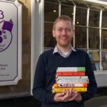 UK Book Shops Will Now Sell E-Books To Compete With Amazon