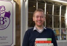 UK Book Shops Will Now Sell E-Books To Compete With Amazon