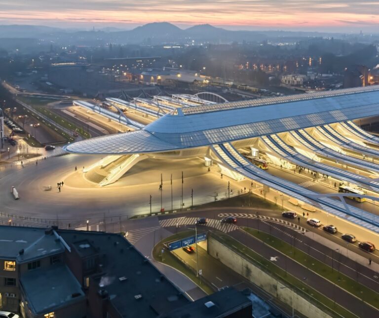 Belgium’s Gorgeous New Calatrava Train Station