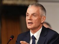 Firestorm At BBC News: Top Two Execs Resign And Trump Threatens To Sue For $1 Billion