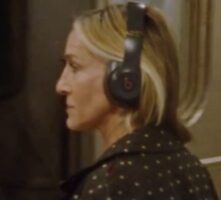 Sarah Jessica Parker’s Year Of Reading 153 Books As A Booker Prize Judge