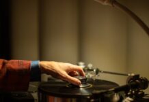 New Study: Listening To Music Significantly Reduces Risk Of Dementia