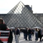 No Master Thieves Here: Louvre Bandits Were Petty Criminals, Police Say
