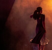 Study: Australian Theatre Pay Lags