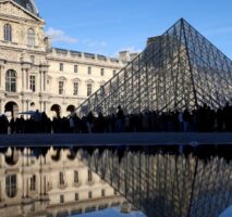 The Louvre Is Astonishingly Popular. It’s Facing Collapse From All Sides