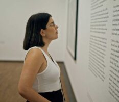 To Wall-Text Or Not-To-Wall-Text