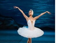 Ukraine Punishes Two Prominent Ballet Dancers For Performing In “Swan Lake” Abroad