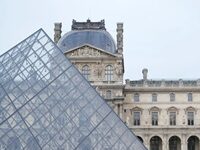 Alleged Massive Ticket Fraud Scheme At Louvre; Police Arrest Nine Suspects