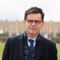 Director At Palace Of Versailles Appointed To Lead Troubled Louvre