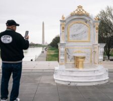 Gold Toilet Appears On The National Mall