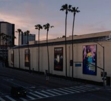 1000 Hollywood Heavyweights Write Letter Opposing Paramount/Warner Deal