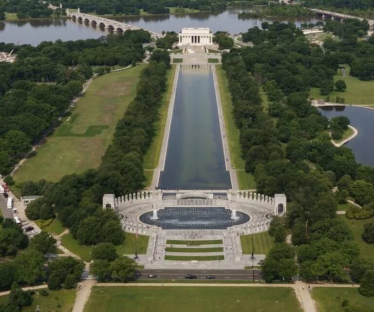 Who Does Trump Want To Hire To Redo The National Mall Reflecting Pool? His Pool Guy