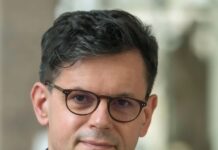 Can The Louvre’s New Director Right The Ship?