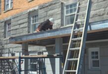 Library On The US/Canada Border Gets A Door On The Canadian Side
