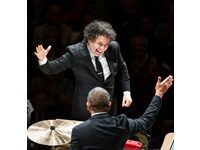 Dudamel Takes The New York Philharmonic Uptown To Play Salsa