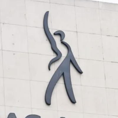Whew, Hollywood Actors And Studios Seem To Have Figured Out A Contract Without A Strike