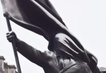 London’s New Banksy Statue Appears In The Middle of The Night