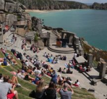 Opera Production Canceled After A Single Complaint