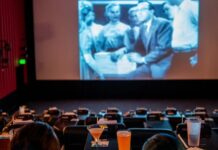 A Theatre Chain Encourages Its Patrons To Use Their Phones During The Movie. They Hate It
