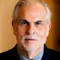 Sarasota Opera’s Longtime Artistic Director Writes Op-Ed Explaining Why He Resigned