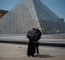 Air Conditioned Museums In Europe Become “Refuges From The Heat” During This Week’s Heat Wave