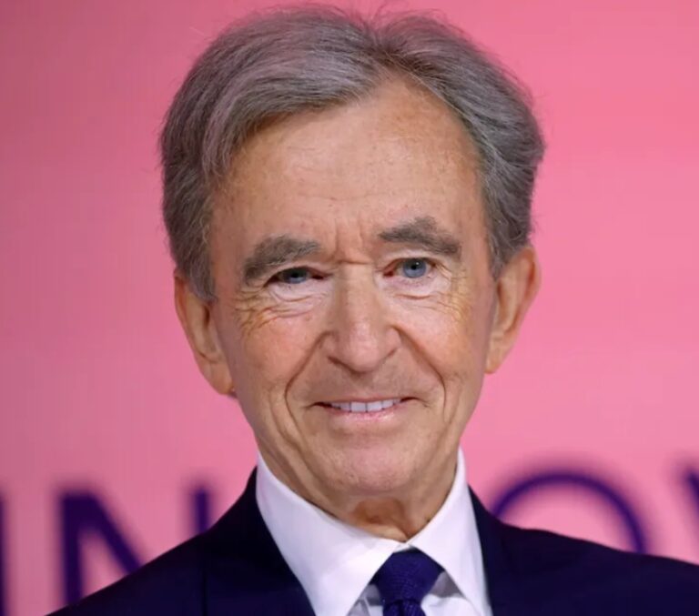 Bernard Arnault Responds To A Scathing Le Monde Investigation Of His Art Enterprises