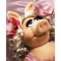 Miss Piggy Is An Icon Of Feminism And Our Last Fabulous Movie Star