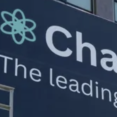 This ‘Chat’ Is Fully Human-Powered, And Now Very Popular