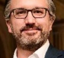 San Francisco Opera Signs Matthew Shilvock For Another Five Years