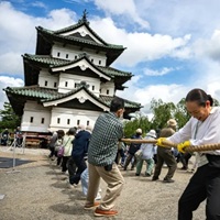 Thousands Of Japanese Are Moving A Historic Castle — Hauling It By Hand